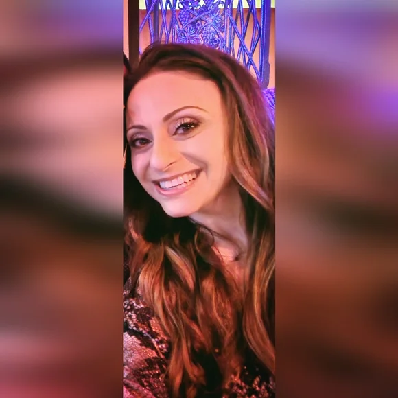 MY1980 IS NOW YOUREVERYDAYLUX AND LIVE! LUXURY SHARE SHOW! - Picture 1 of 5